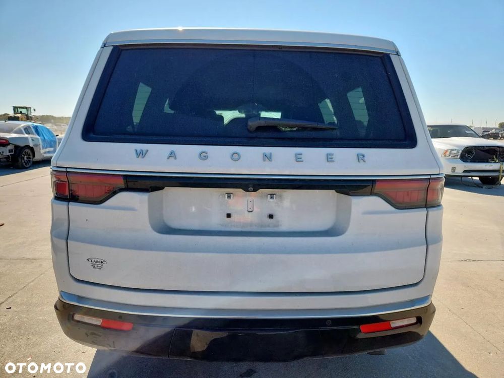 Jeep Wagoneer - 5
