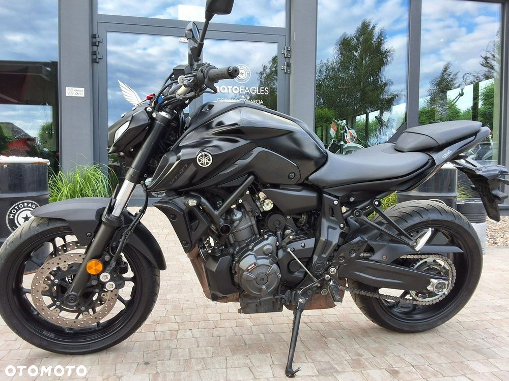 Yamaha MT - 5