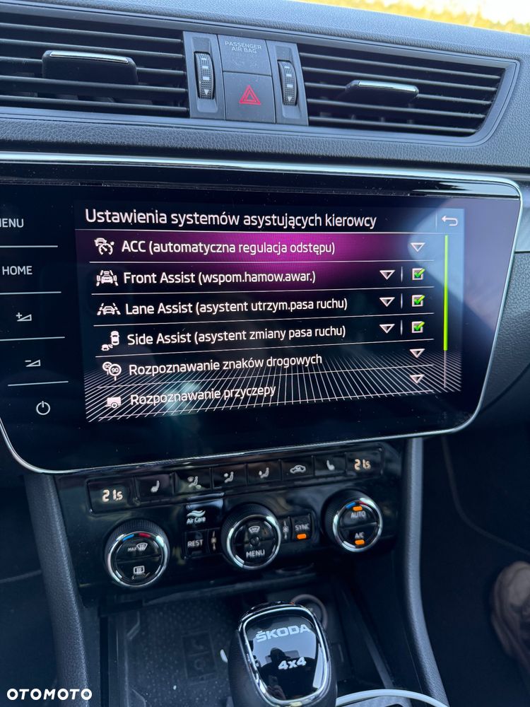 Skoda Superb 2.0 TSI 4x4 Sportline DSG - 20