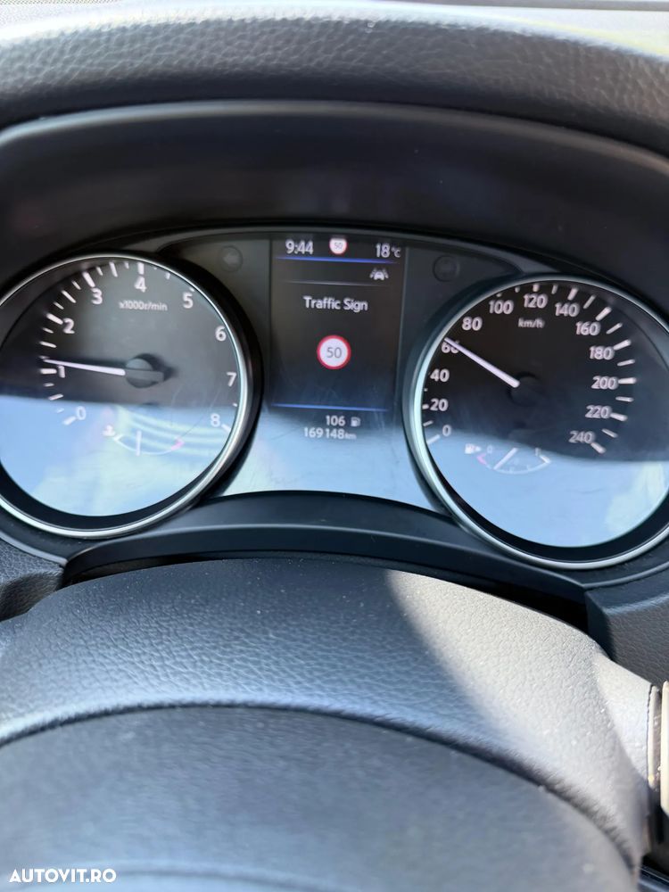 Nissan Qashqai 1.3 138CP 2WD Acenta - 25