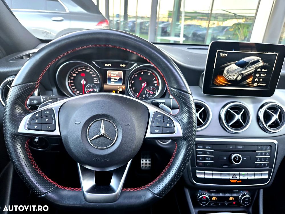 Mercedes-Benz GLA - 24