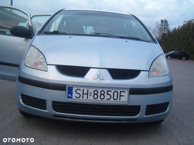 Mitsubishi Colt - 11