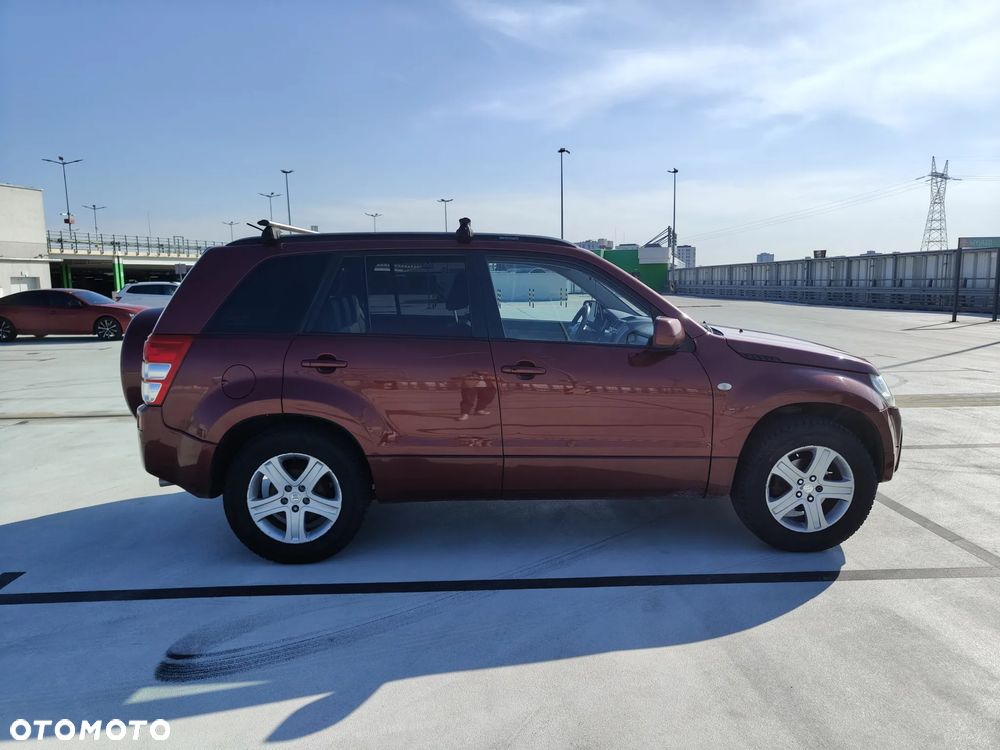 Suzuki Grand Vitara 2.7 V6 - 4
