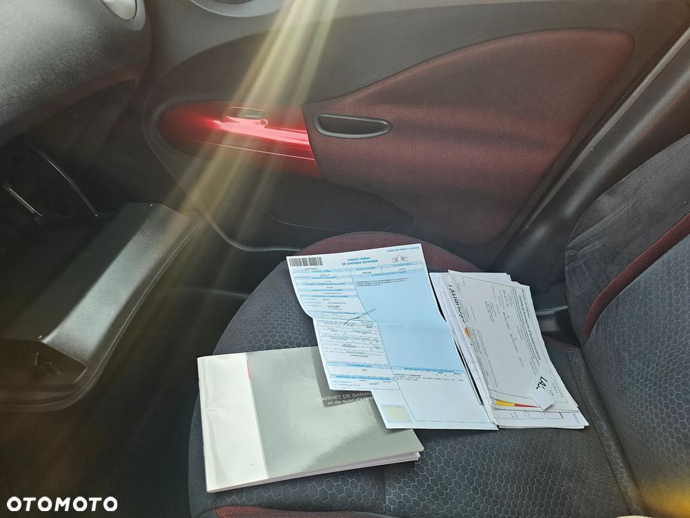 Nissan Juke 1.6 Visia - 17