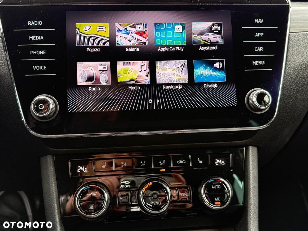 Skoda Superb 2.0 TDI SCR Style DSG - 28