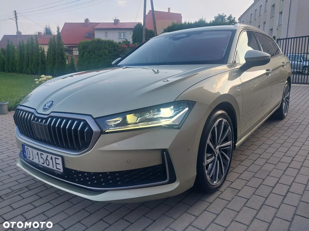 Skoda Superb 2.0 TDI SCR 4x4 L&K DSG - 8