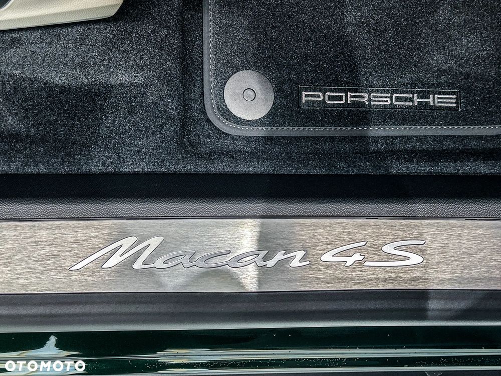 Porsche Macan - 10