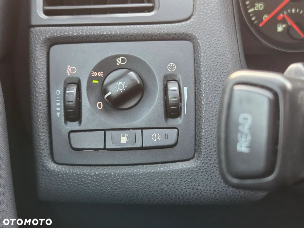 Volvo V50 1.6D DPF DRIVe - 18