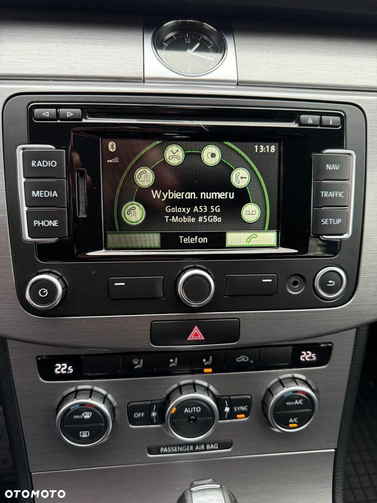 Volkswagen Passat 2.0 TDI Comfortline DSG - 11