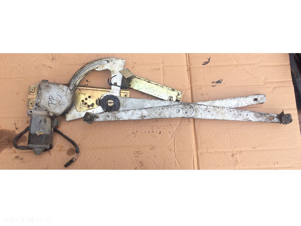 Podnośnik szyby prawy przedni LAND ROVER DISCOVERY 1 I 200Tdi 1994-1998 - 1