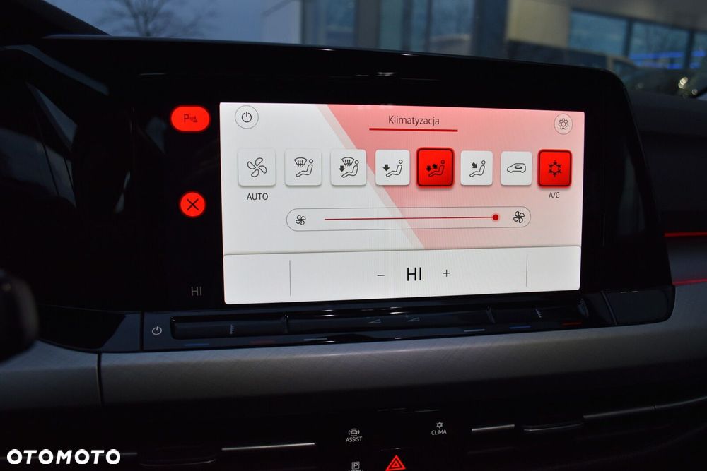 Volkswagen Golf Variant 2.0 TDI Life - 18