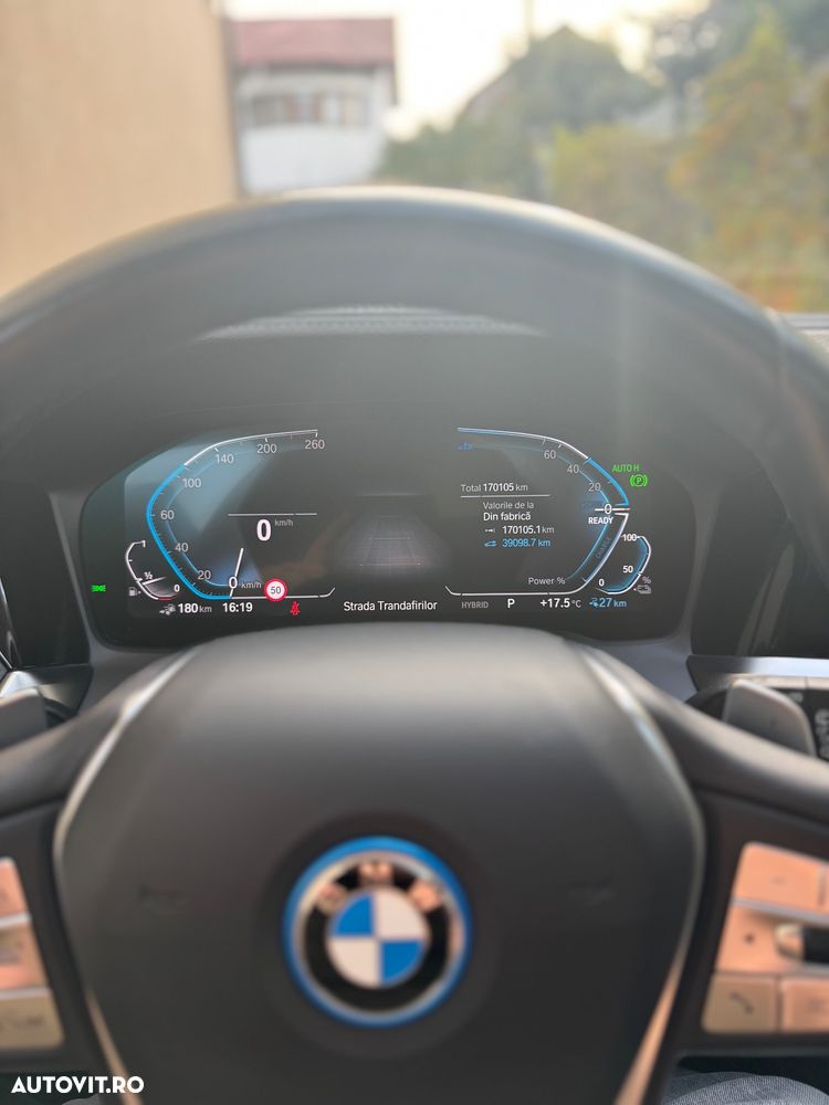 BMW Seria 3 320e Aut. Luxury Line - 18