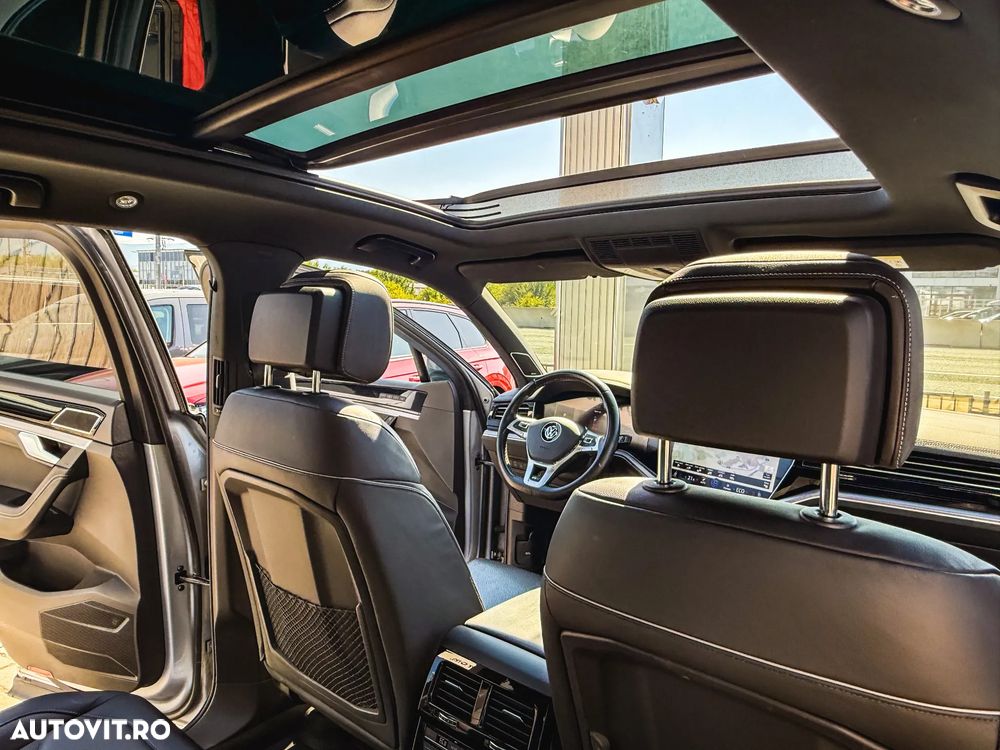 Volkswagen Touareg V6 TDI R-Style - 23