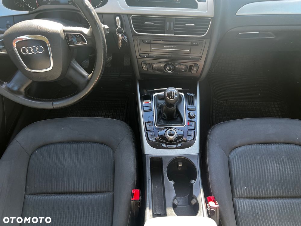 Audi A4 Avant - 16