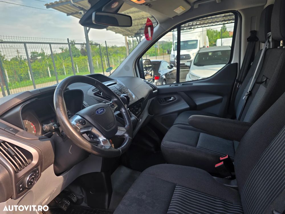 Ford TRANSIT CUSTOM - 15