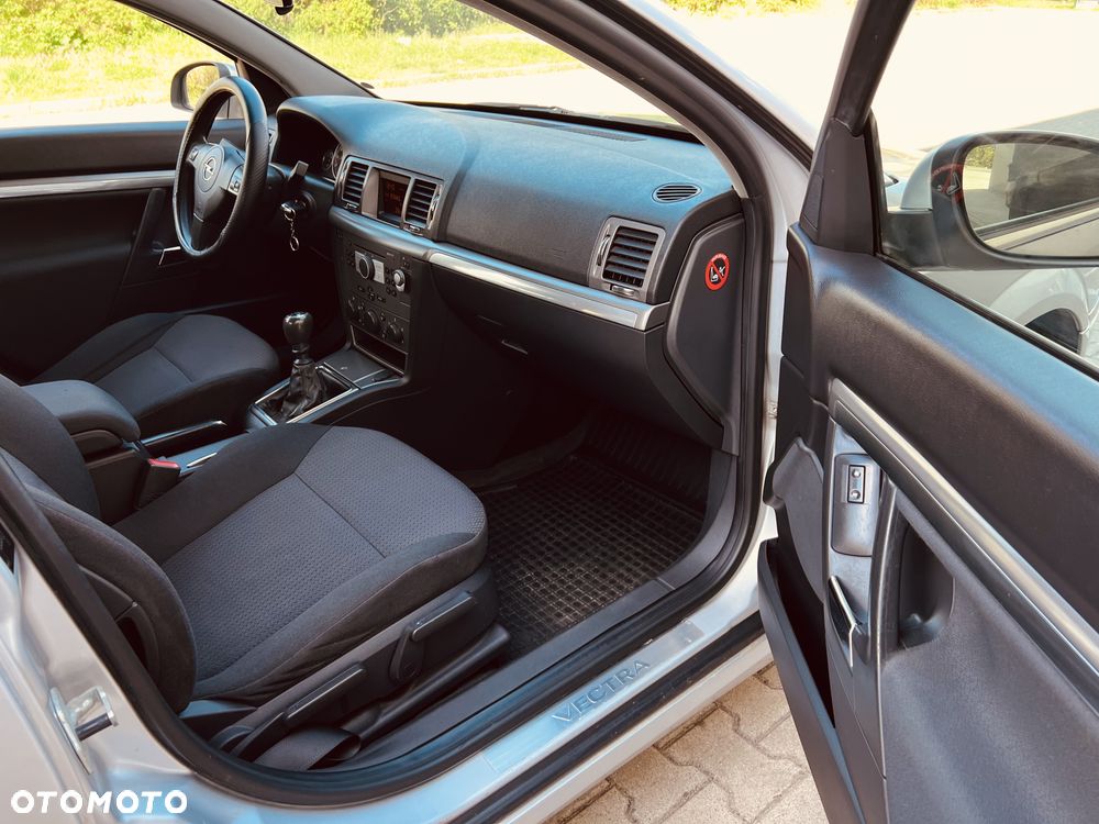 Opel Vectra 2.2 Comfort - 24
