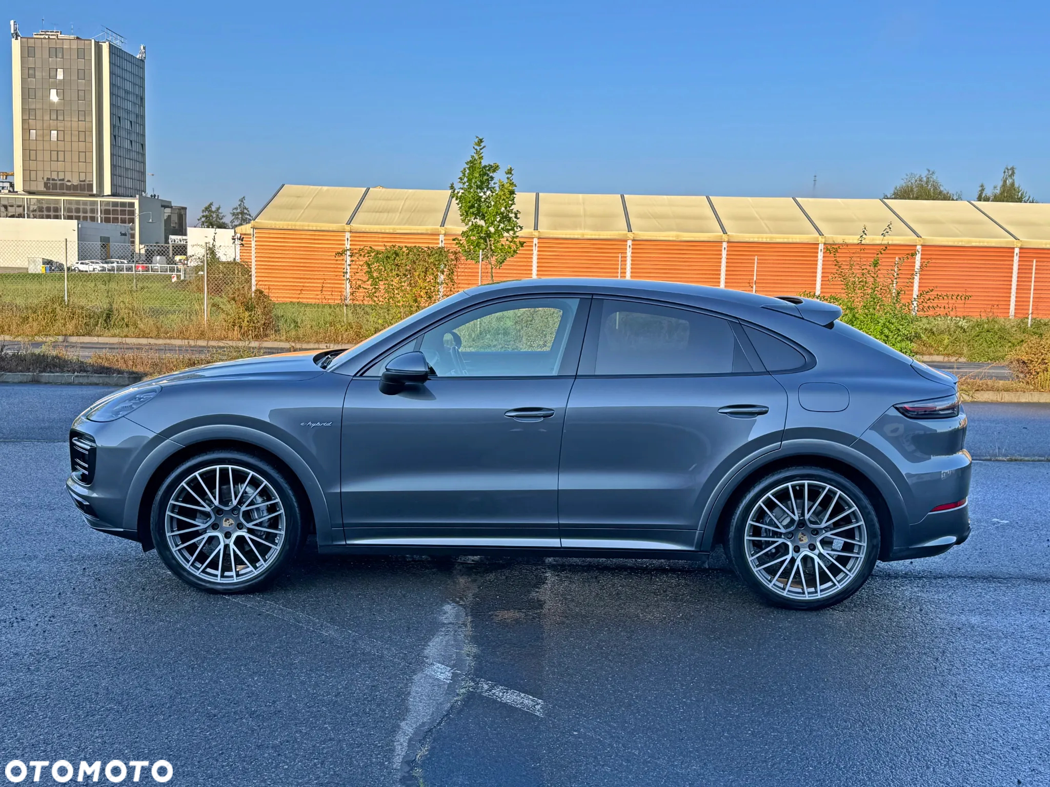 Porsche Cayenne ver-coupe-e--hybrid - 11