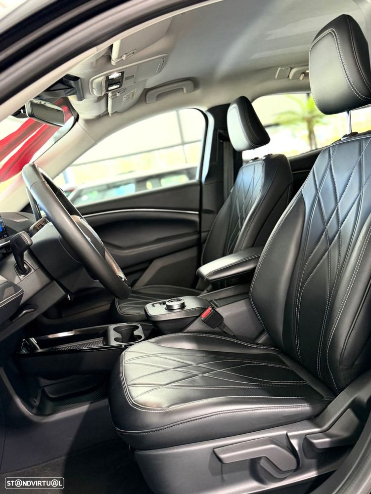 Ford Mustang Mach-E Premium - 8
