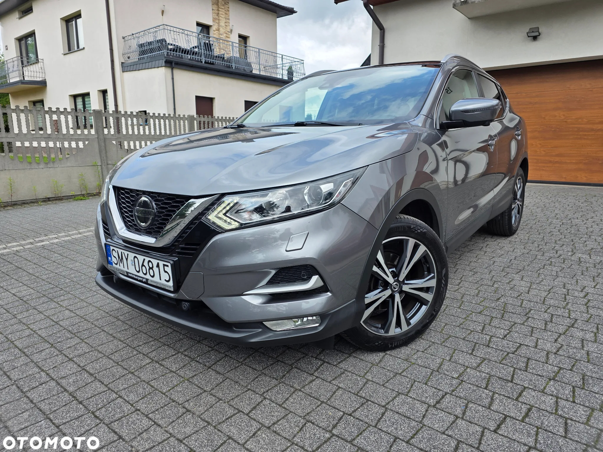 Nissan Qashqai 1.2 DIG-T N-Connecta - 2