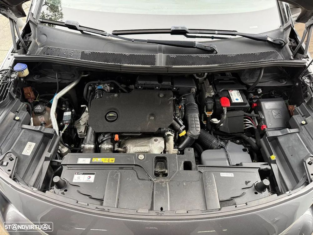 Peugeot 5008 1.5 BlueHDi GT Line EAT8 - 28