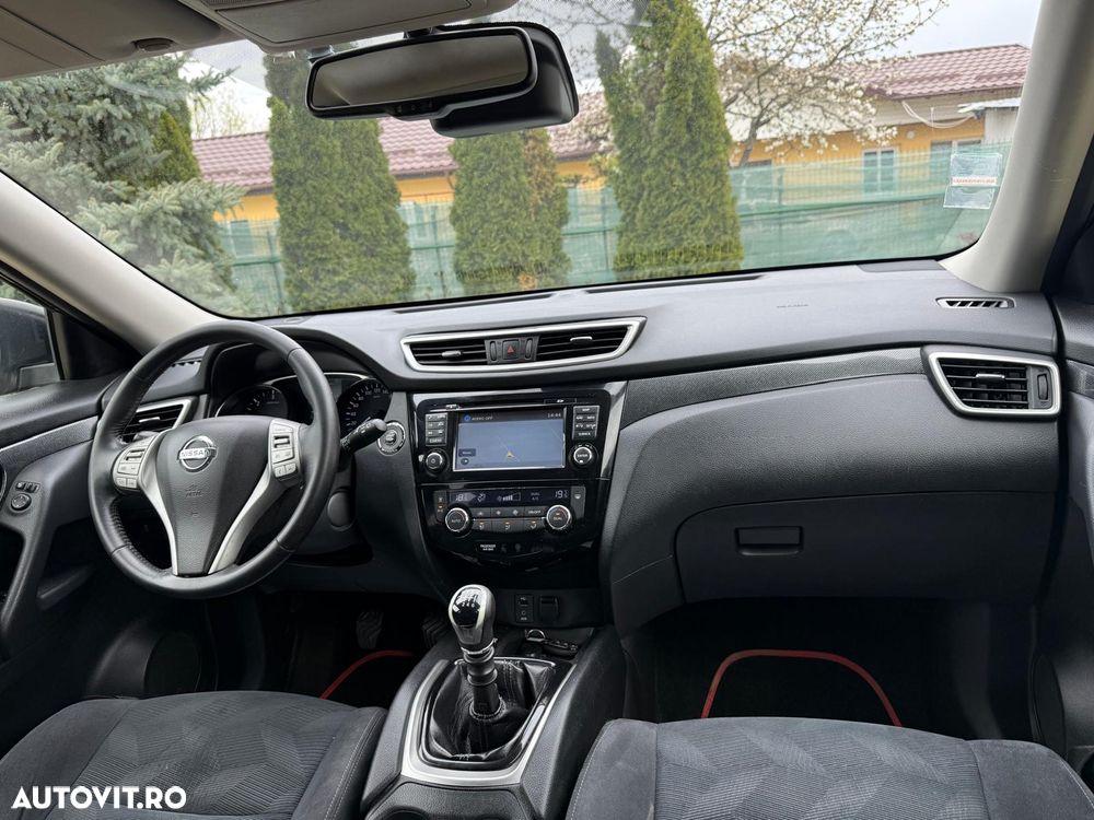 Nissan X-Trail 1.6 dCi N-Connecta - 7