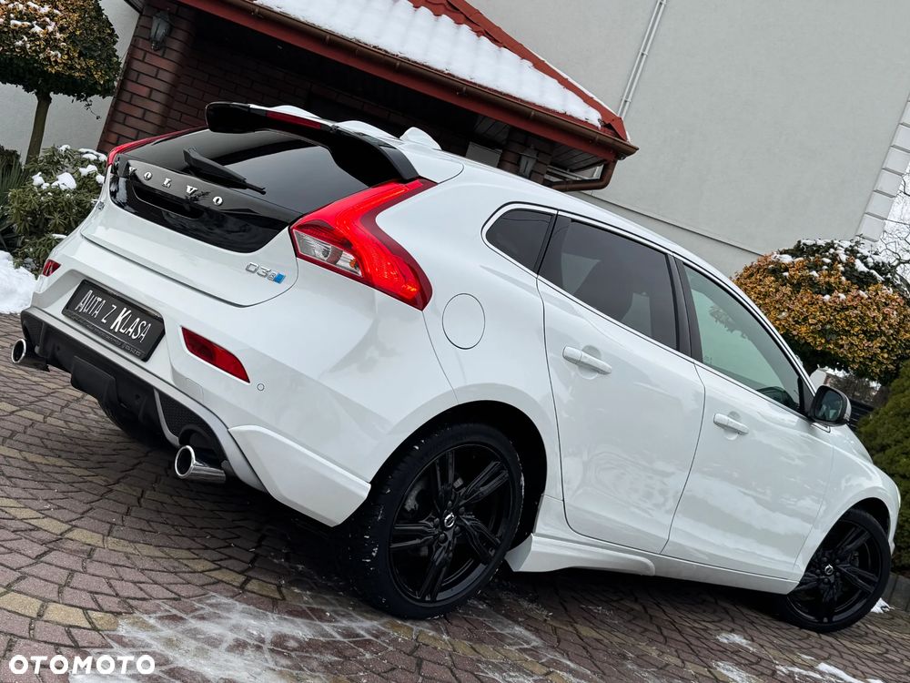 Volvo V40 D3 Geartronic RDesign - 3