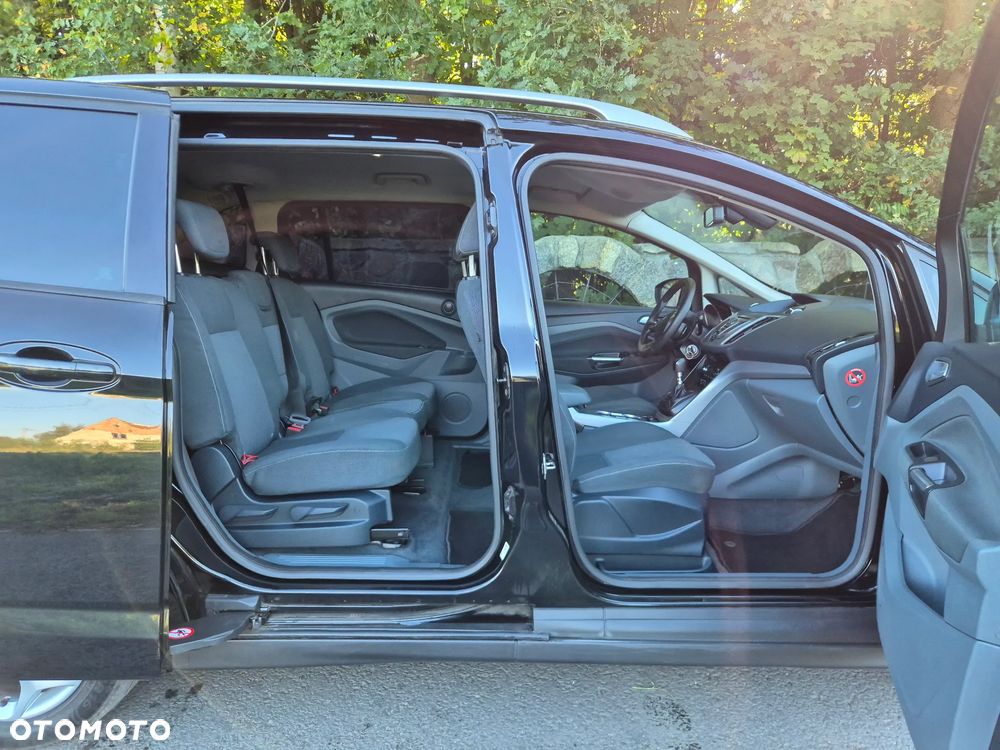 Ford Grand C-MAX 1.6 TDCi Titanium - 19