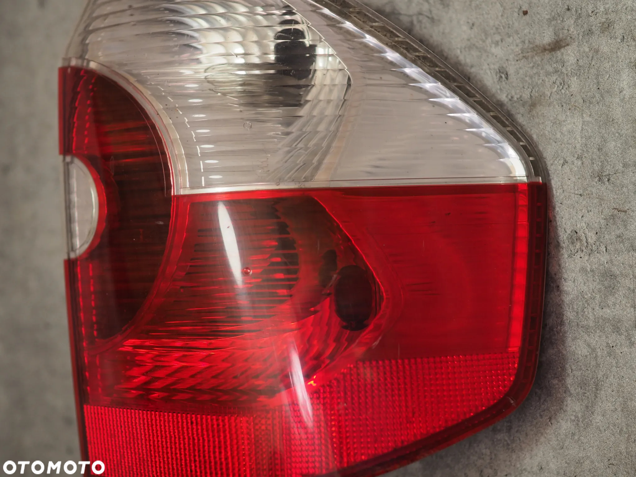 Lampa tył tylna prawa BMW X3 E83 - 3