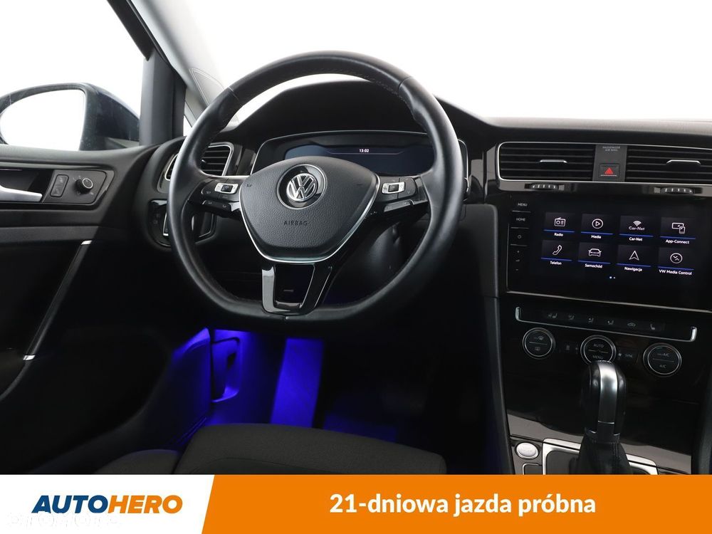 Volkswagen Golf - 14