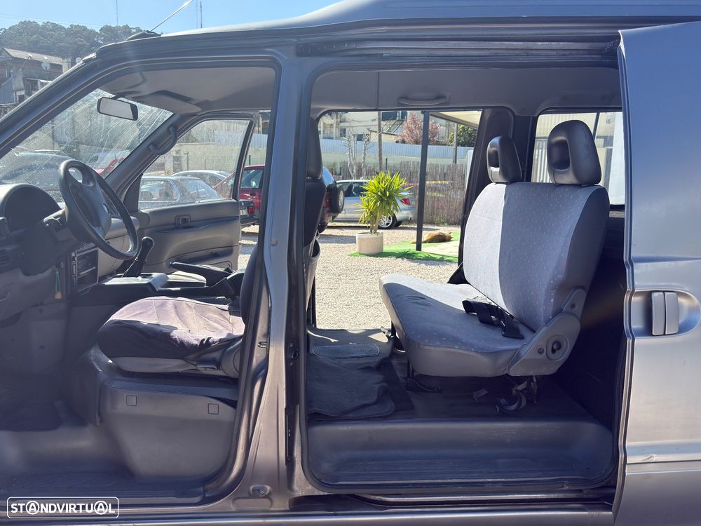 Nissan Vanette Cargo 2.3 D SLX - 11