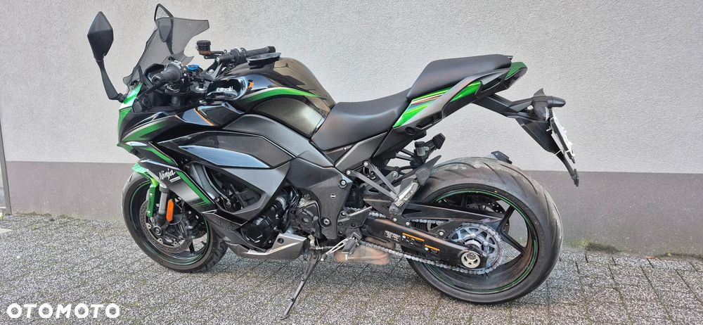 Kawasaki Ninja 1000 SX - 8