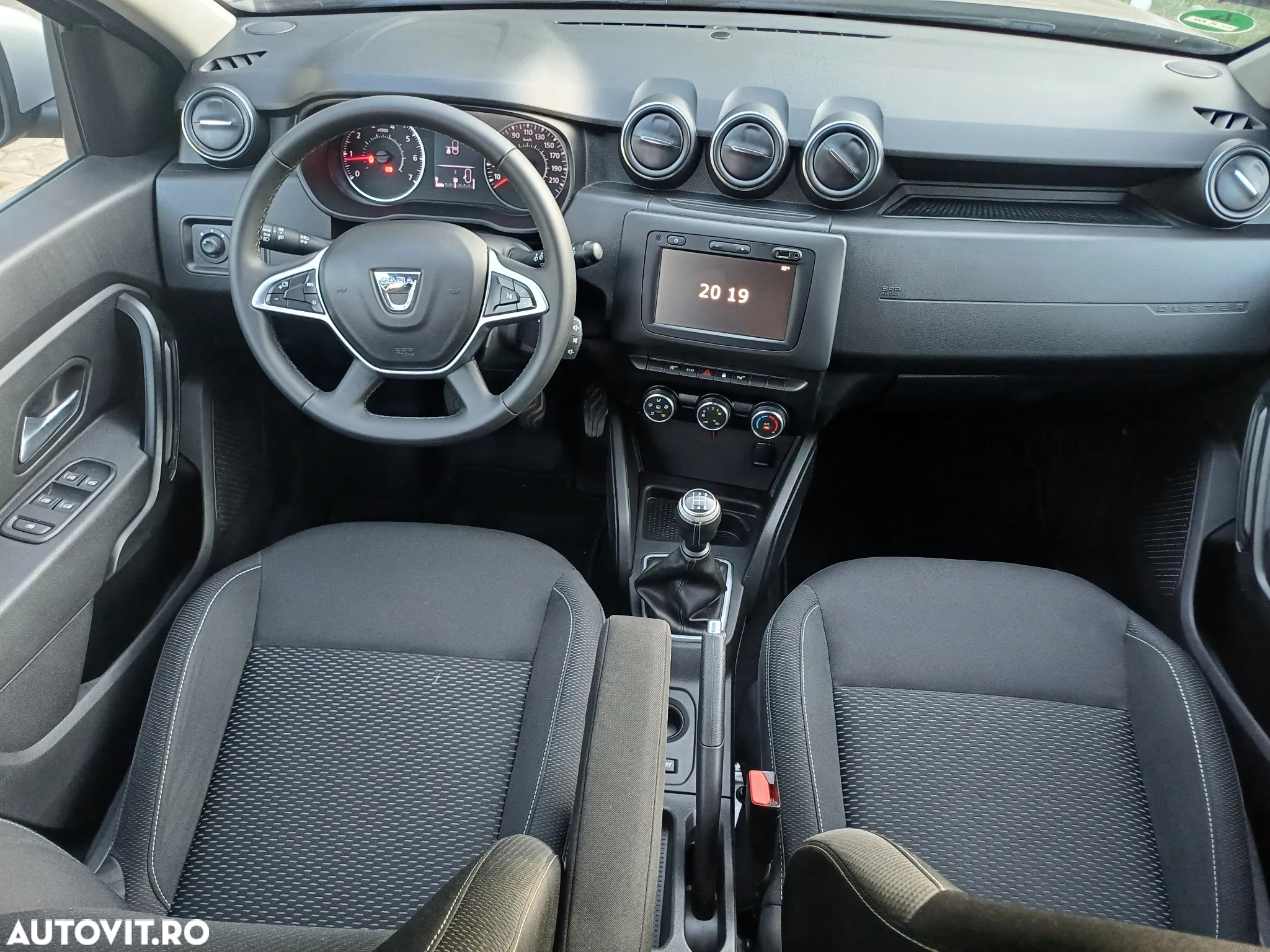 Dacia Duster 1.6 SCe Prestige jante 16" - 6