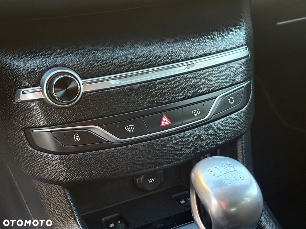 Peugeot 308 1.6 HDi Trendy - 17