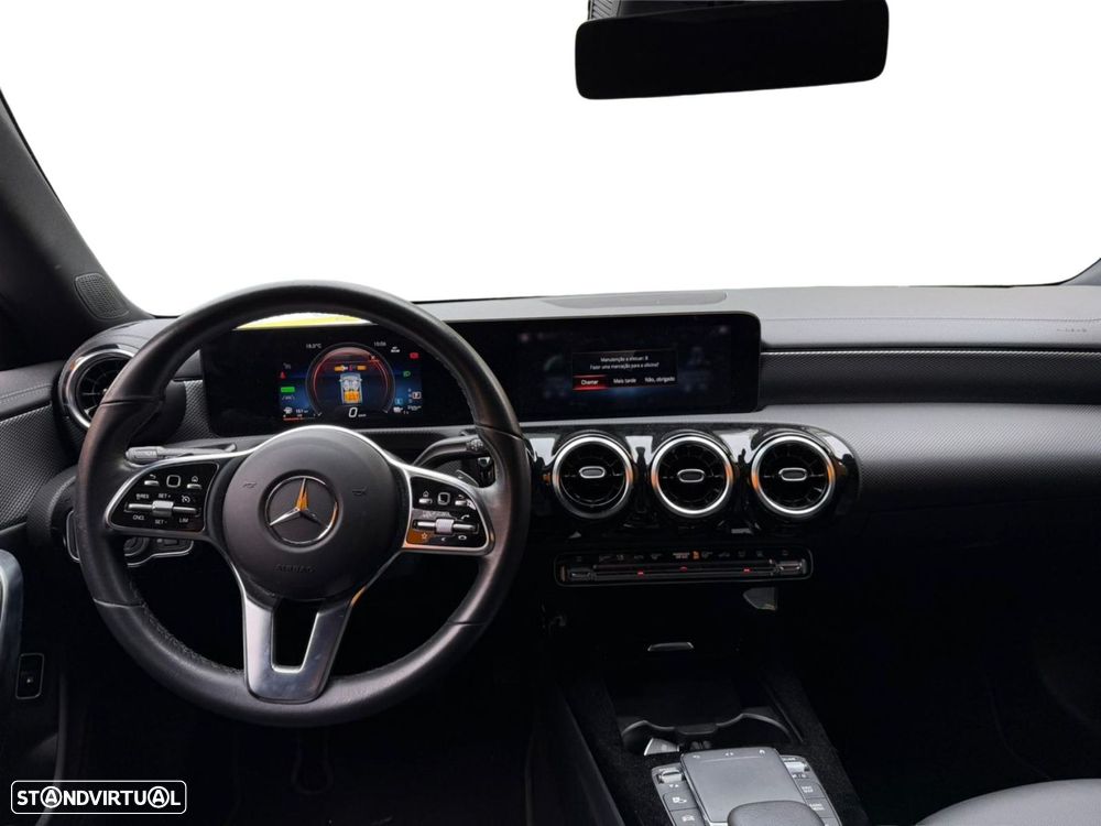 Mercedes-Benz CLA 250 - 13