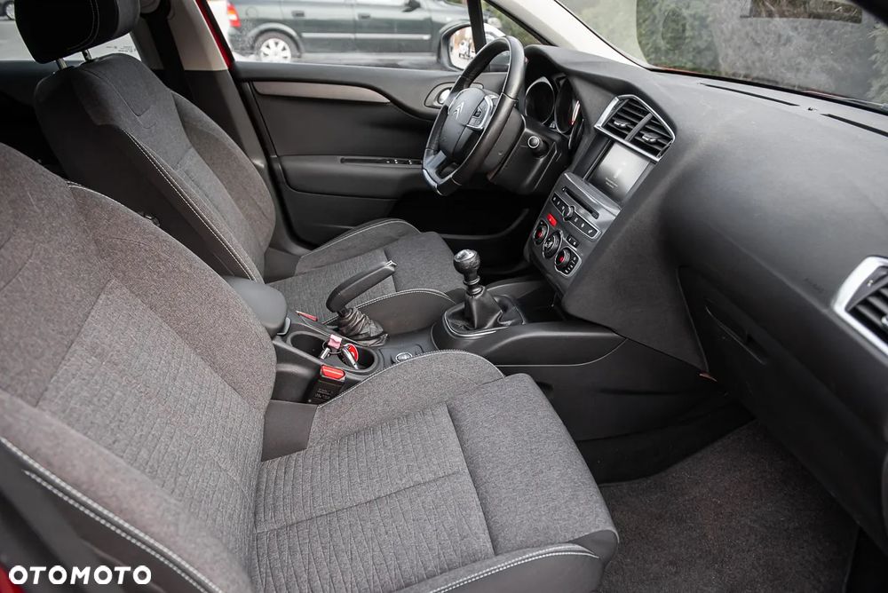 Citroën C4 BlueHDi 120 Stop&Start Selection - 28