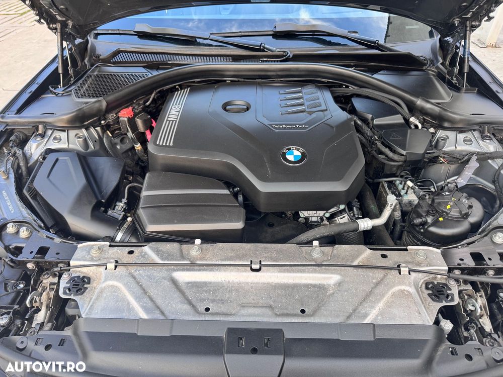 BMW Seria 3 318i Aut. - 13