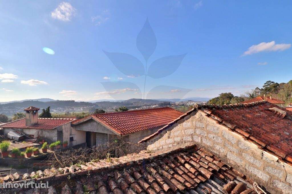 Dois artigos urbanos para venda em Esporões, Braga - Grande imagem: 5/19