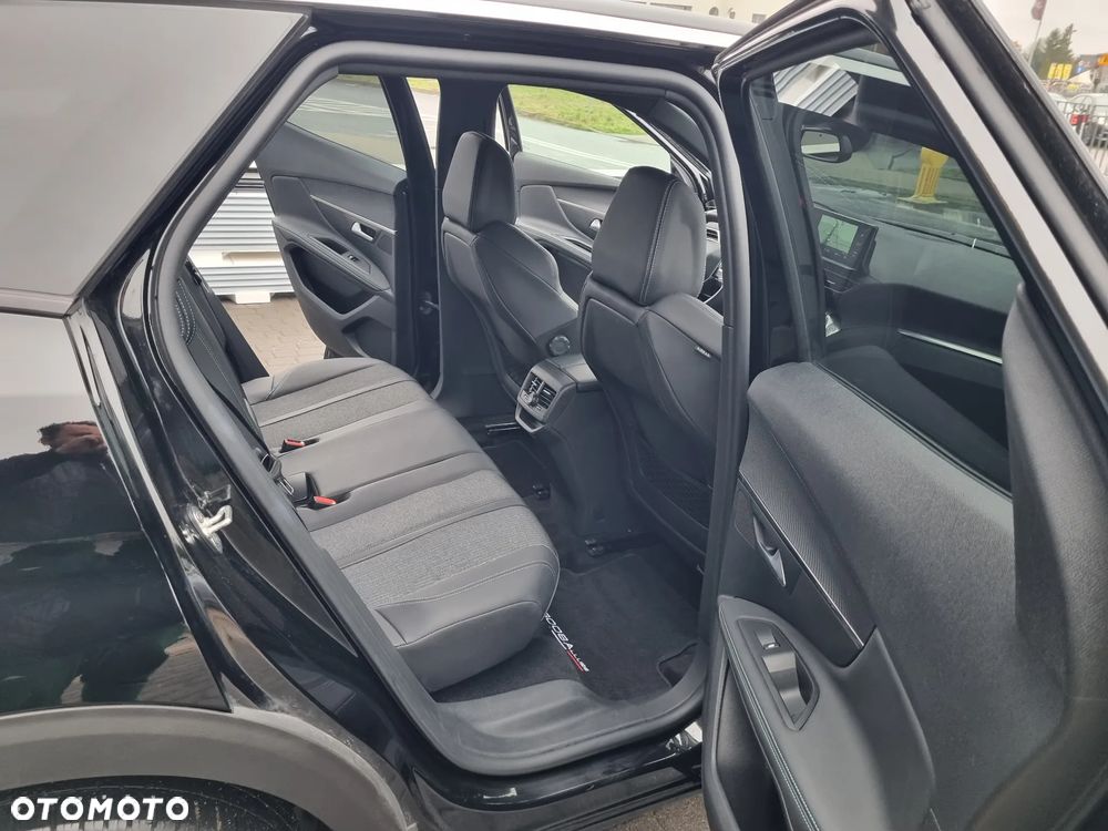 Peugeot 3008 1.2 PureTech Allure S&S EAT6 - 8