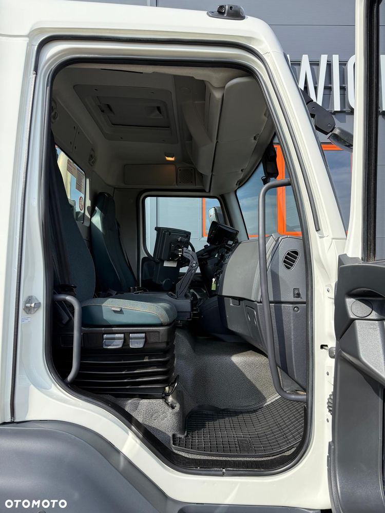 Volvo FL 15.250 Euro 6 // zamiatarka JOHNSTON VT652 //  BUCHER // odkurzacz , polewaczka - 28
