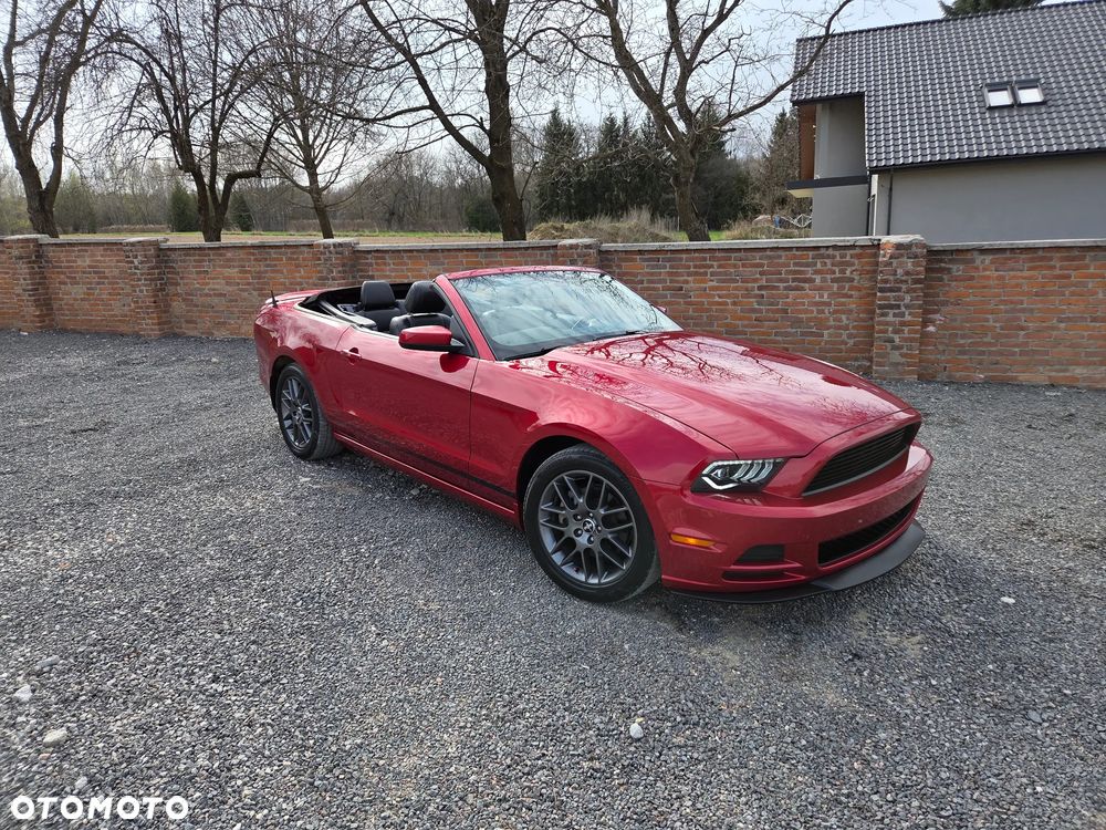 Ford Mustang 3.7 V6 Premium - 2