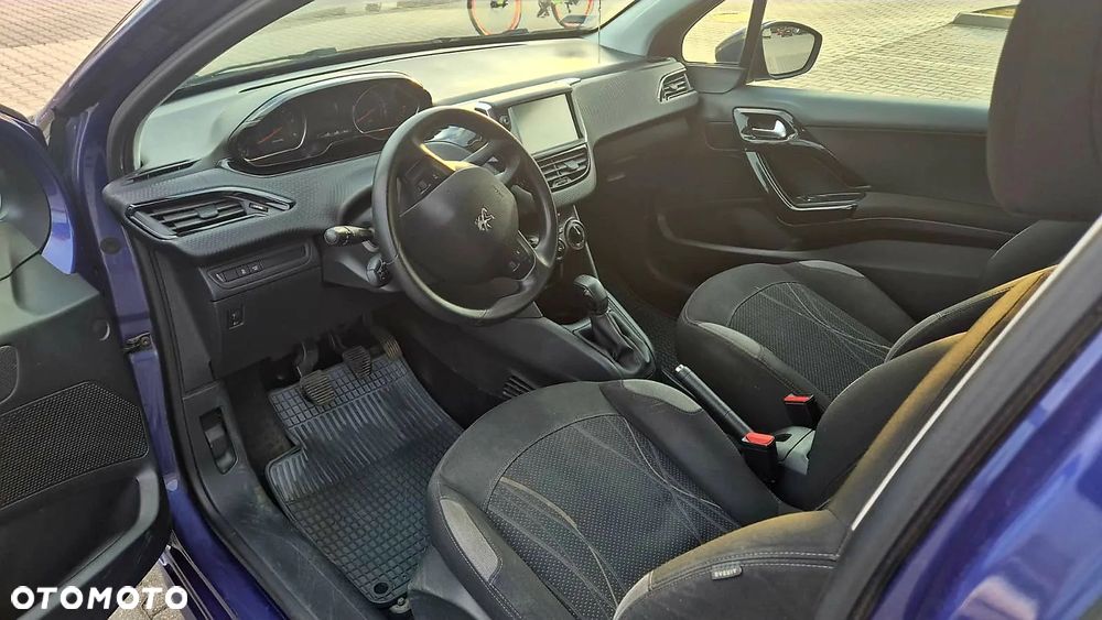 Peugeot 208 e-HDi 92 Stop&Start Active - 10