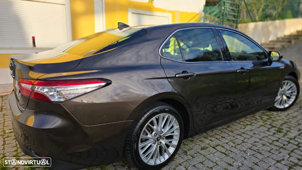 Toyota Camry 2.5 Hybrid Exclusive - 4