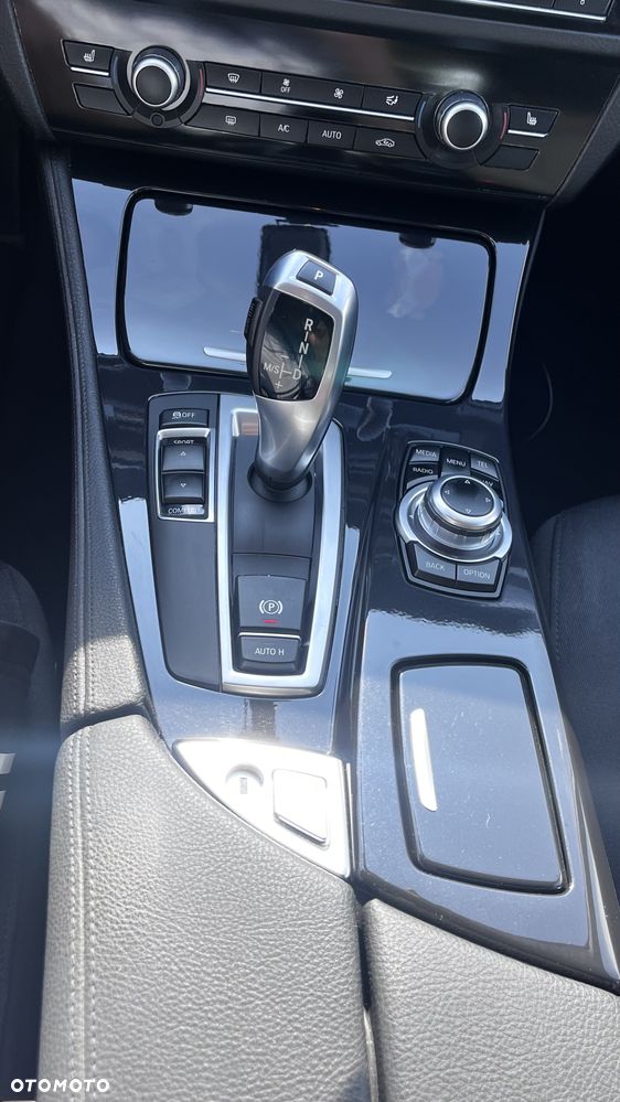 BMW Seria 5 520d - 9