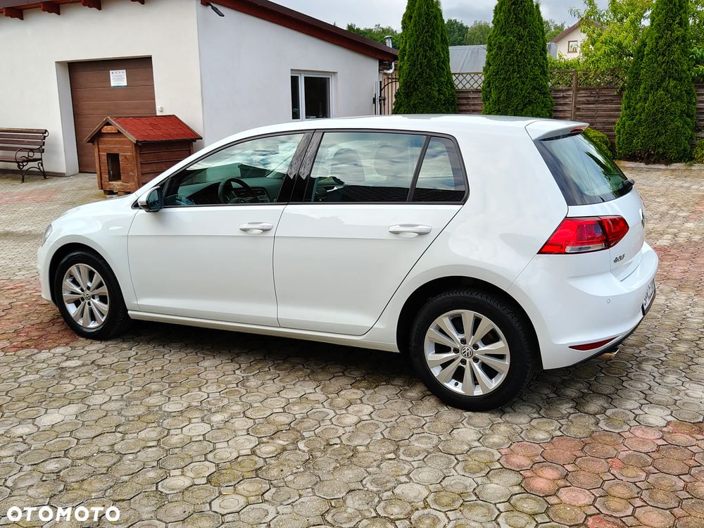Volkswagen Golf - 4