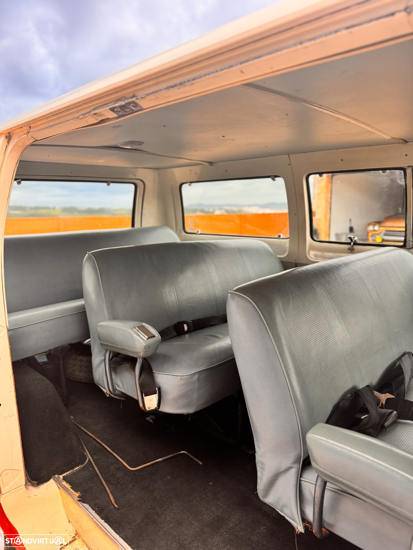 Dodge Van - 4