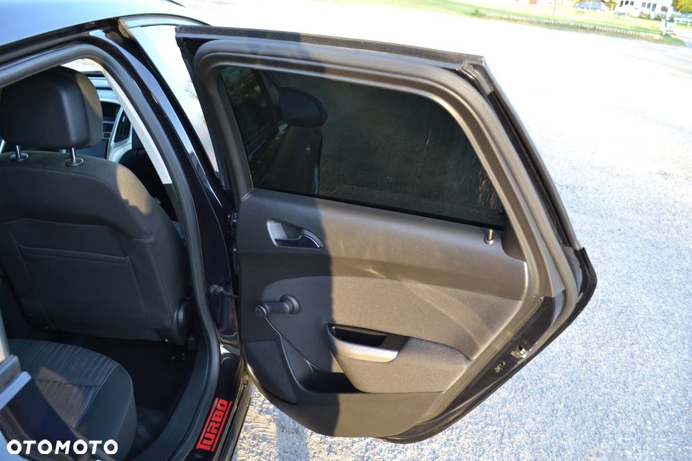 Opel Astra 1.4 Turbo - 24