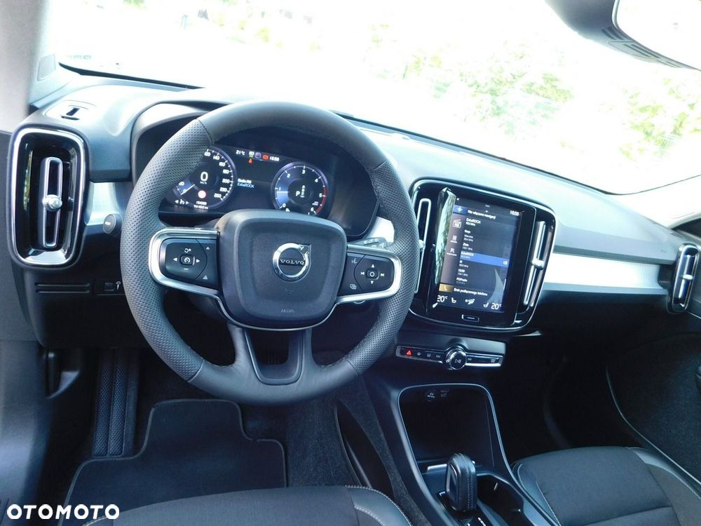 Volvo XC 40 D3 Momentum Pro - 15