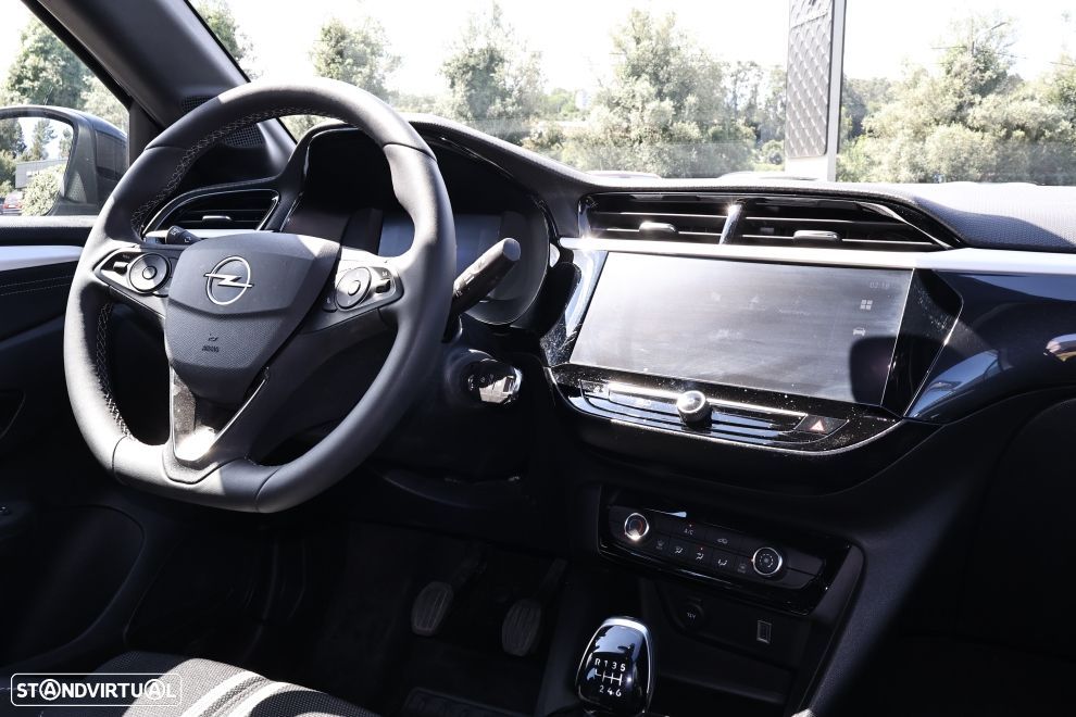 Opel Corsa 1.2 T GS - 12