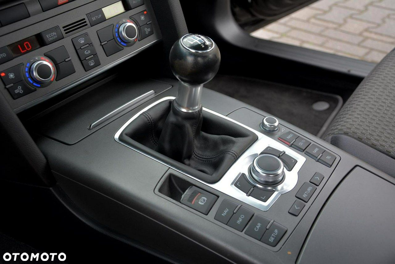 Audi A6 Avant 2.4 - 27