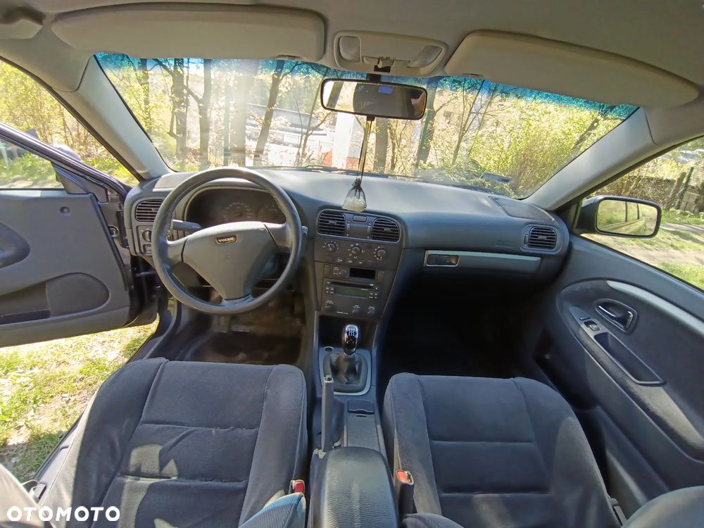 Volvo V40 1.8 - 22